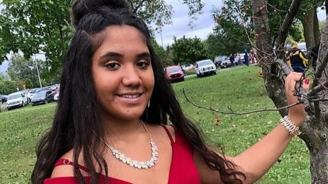 "Si sabes algo, llama al 911": el desespero de una hispana para encontrar a su hija que desapareció mientras todos dormían